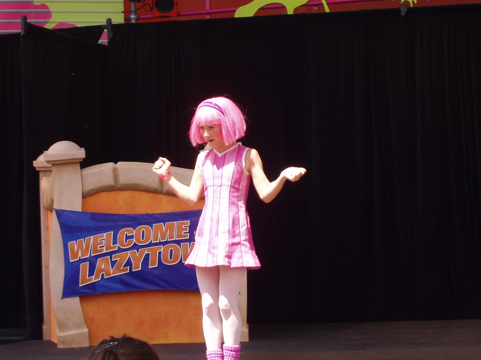 www.lazytown.biz/2011/10/ncircle-signs-up-lazytown-home-entertainment-right...